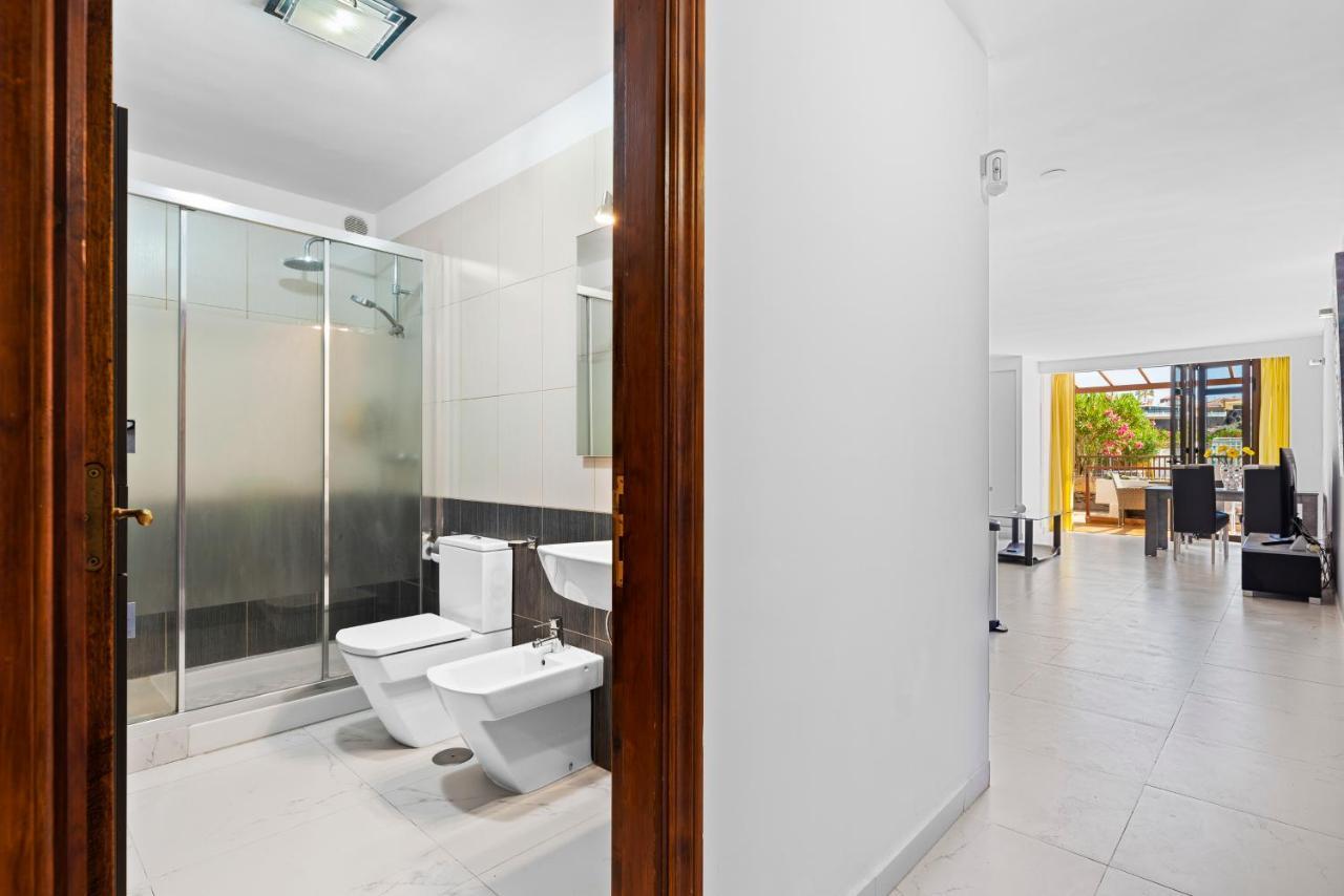 Neptuno Pool And Beach Private Access 푸에르토 데 산티아고 외부 사진