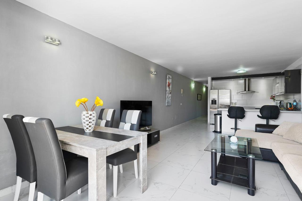 Neptuno Pool And Beach Private Access 푸에르토 데 산티아고 외부 사진